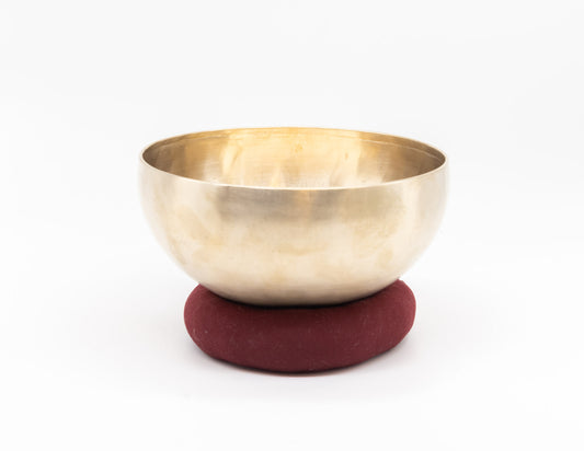 Handcrafted Singing Bowl – 20cm | 8