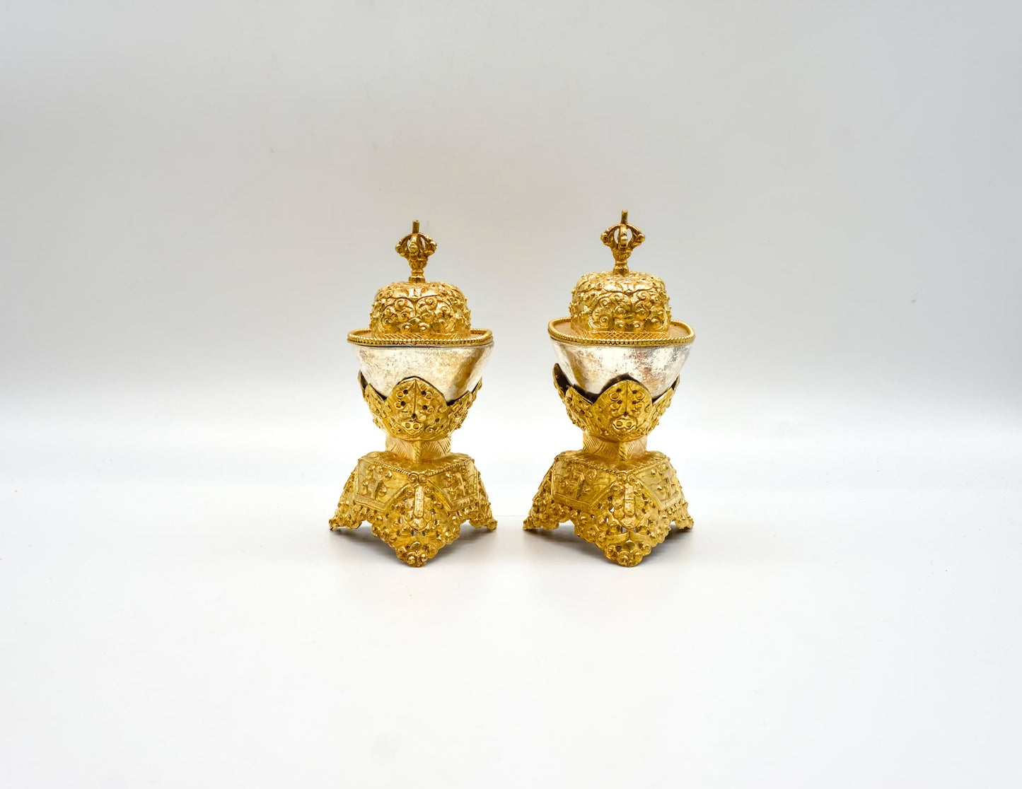 Paar Kapala aus Silber und Gold – 11,5 cm