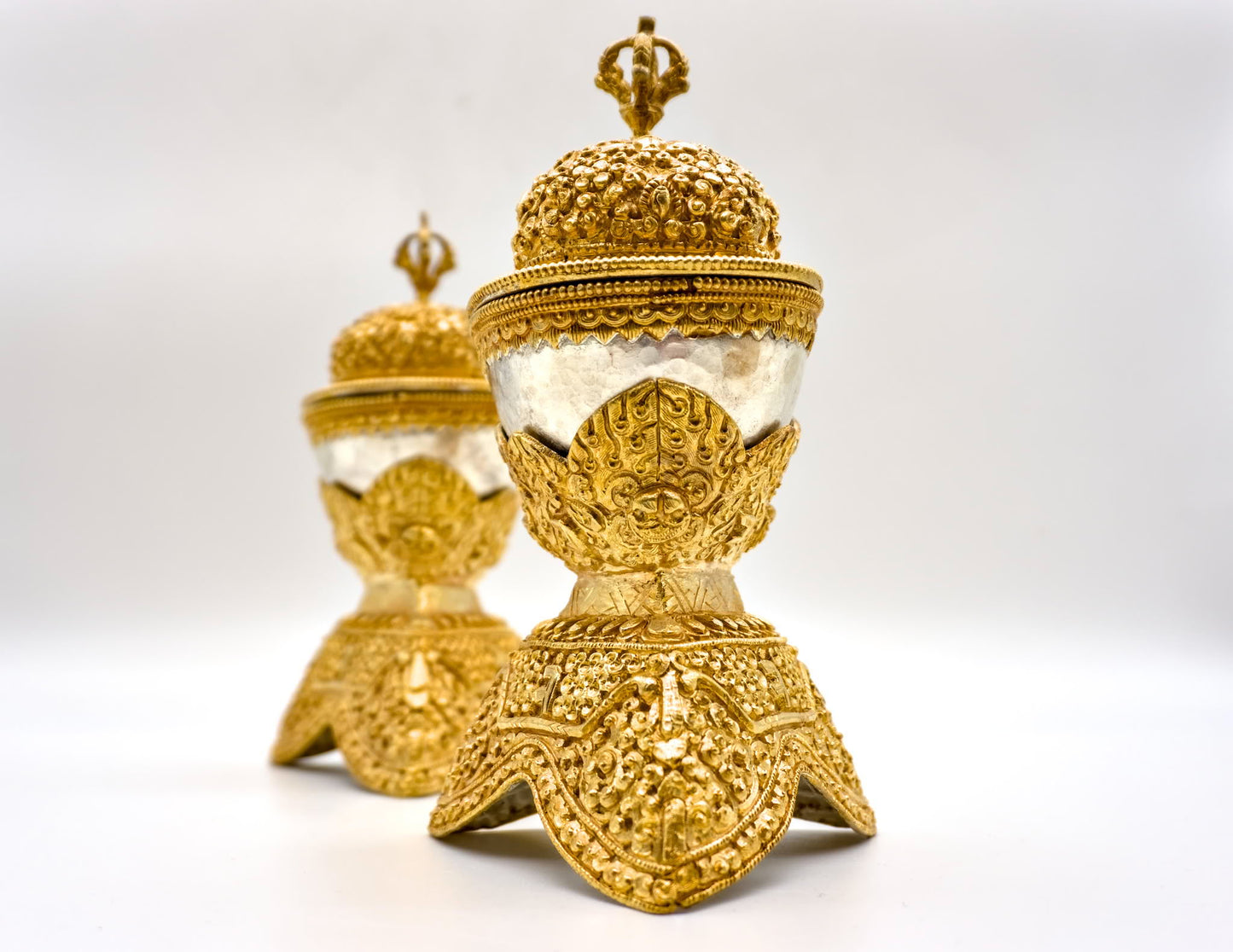 Gold- und Silber-Kapala-Sets
