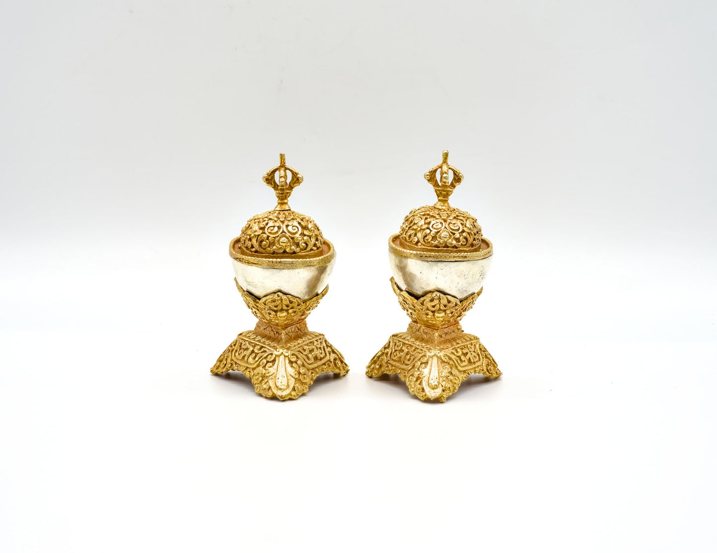 Paar Kapala aus Gold und Silber – 8,5 cm