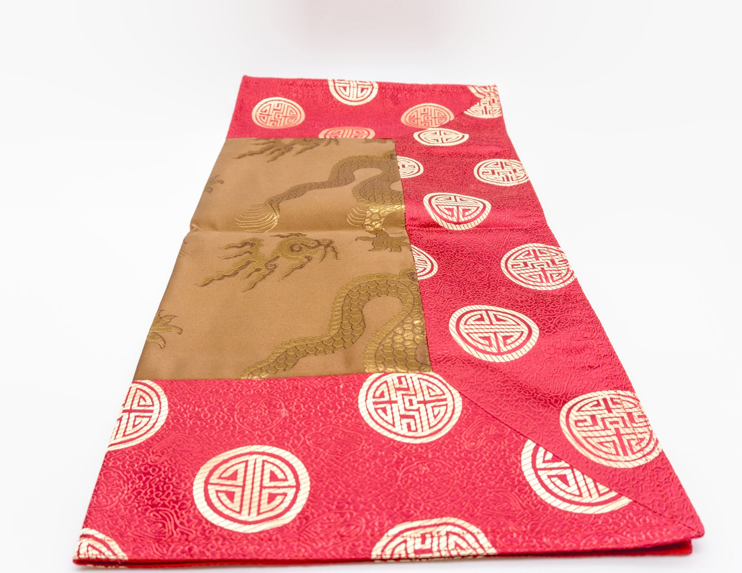 Quadratischer Brokat Goldener Drache – Roter Rand 52 x 52 cm