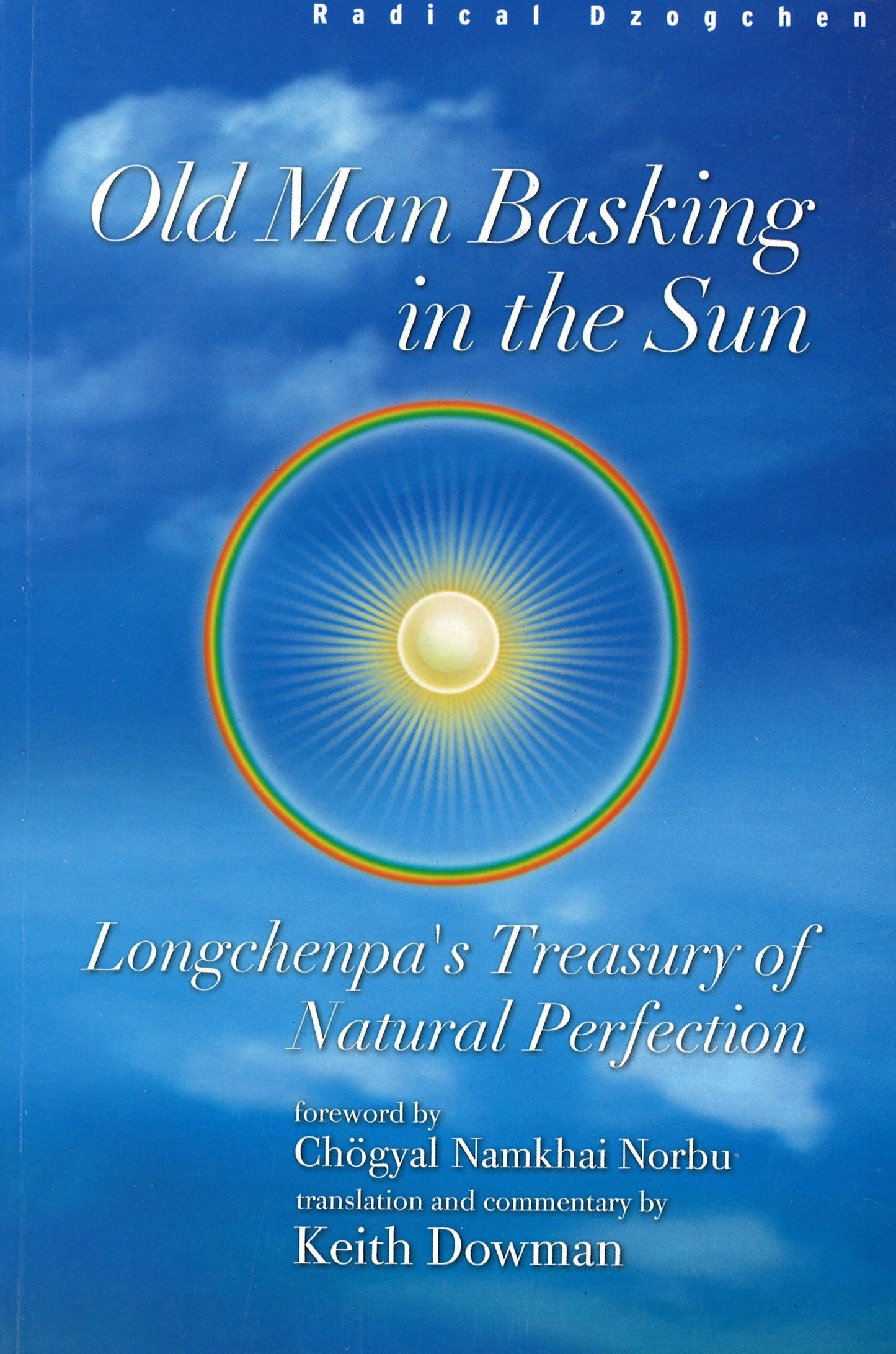 Alter Mann sonnt sich