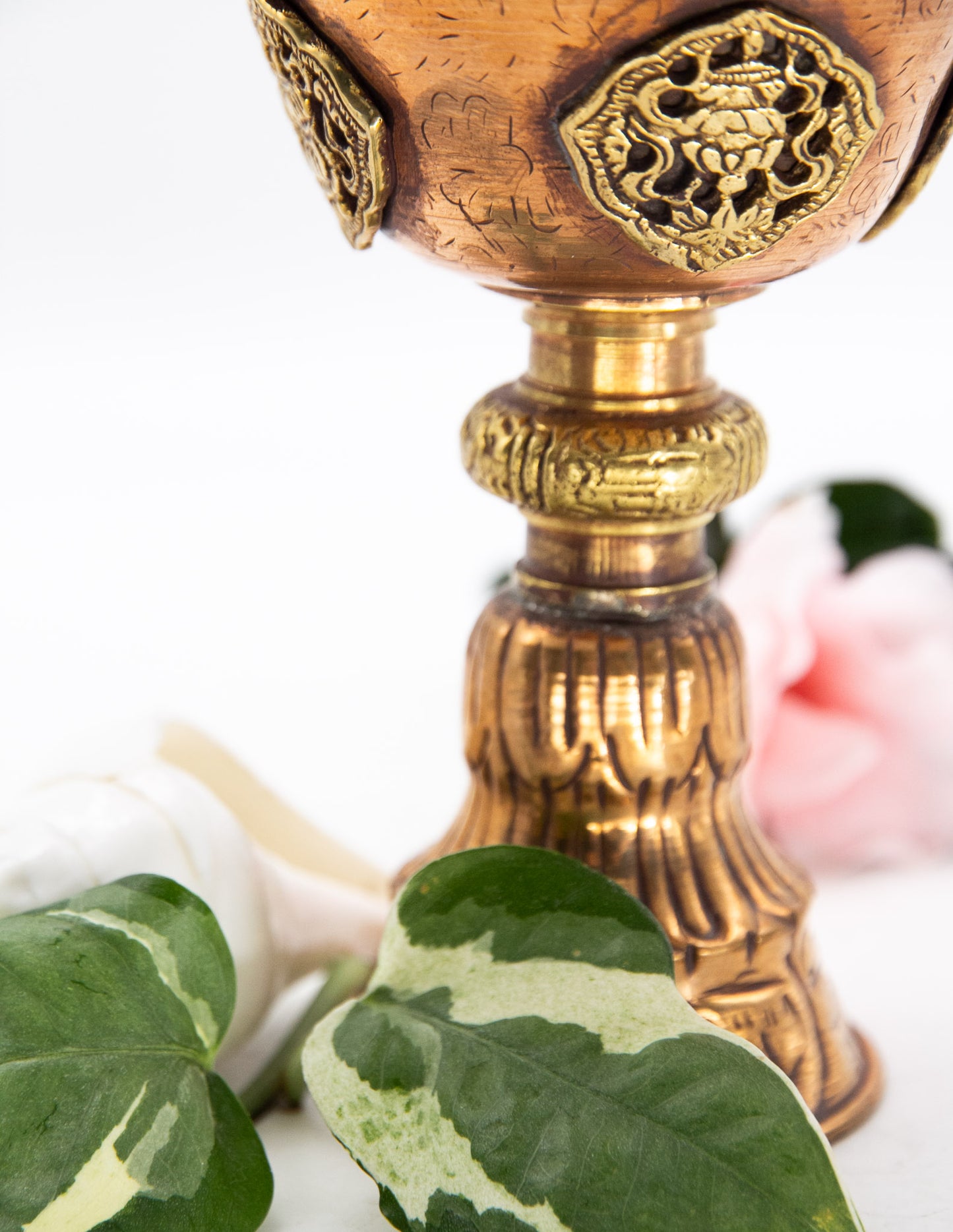 Geprägte Butterlampe, Kupfer – Tashi