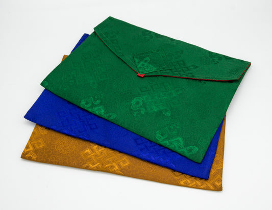 Enveloppe de brocart avec dessin du nœud d'infinité - Taille moyenne