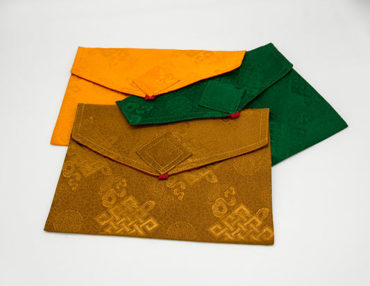 Enveloppe Brocart avec dessin du noeud d'infinité – Petite taille