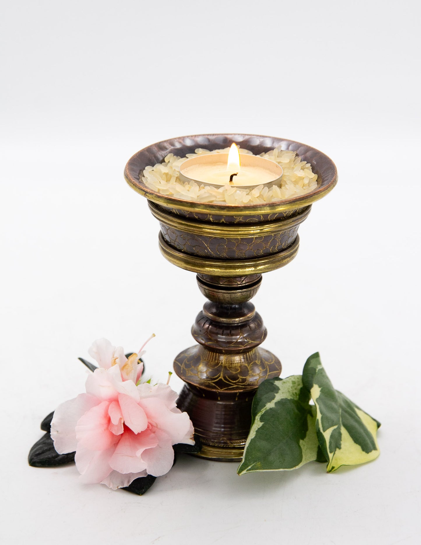 Gravierte Butterlampe, oxidiertes Kupfer / 11cm