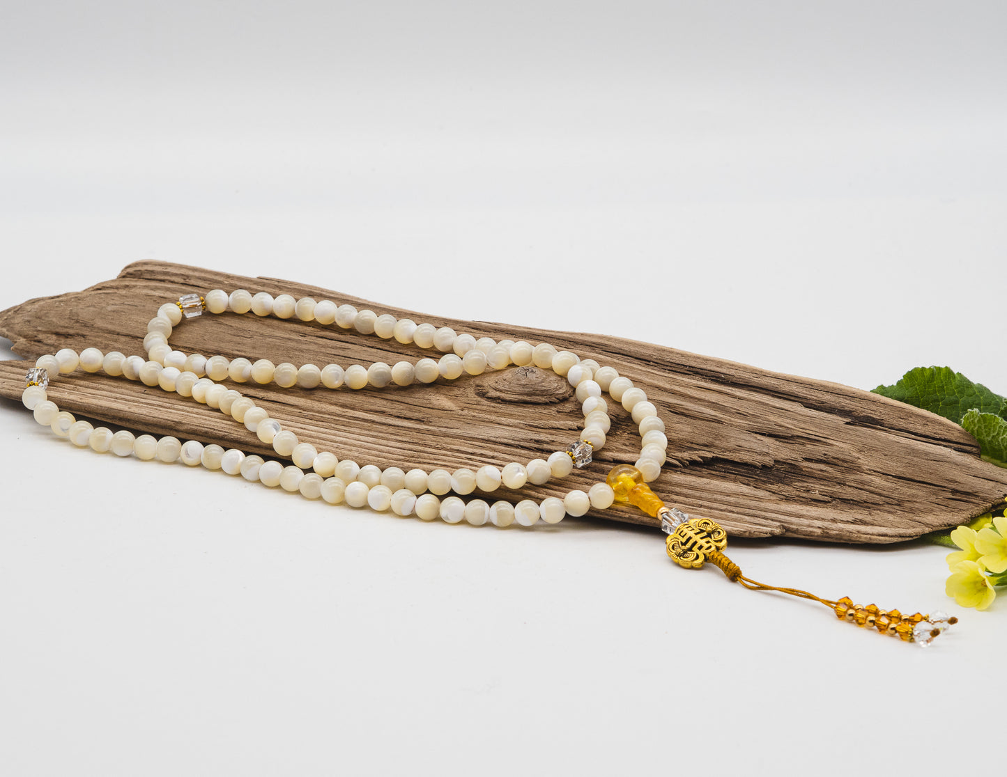 White Mother of Pearl Mala – 7mm