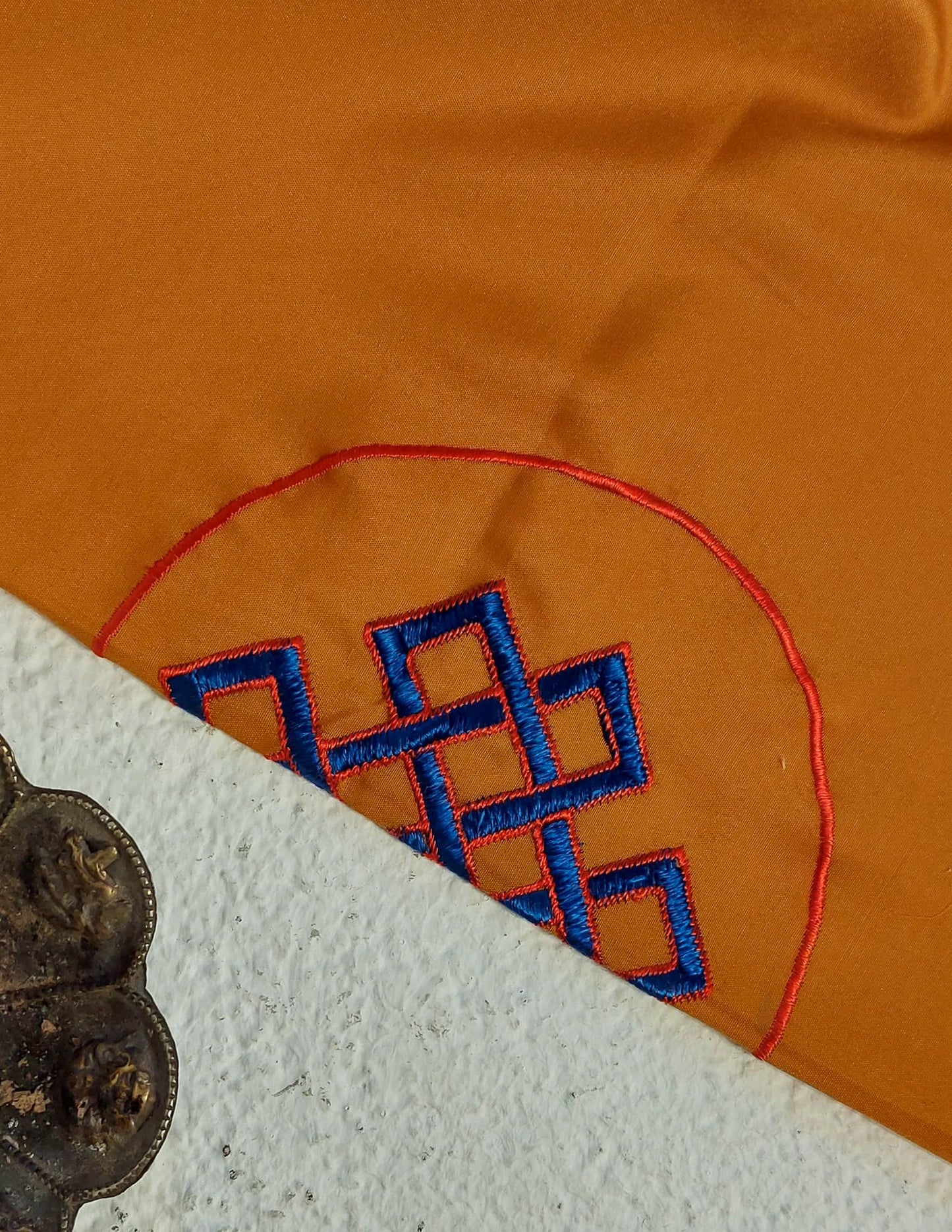 Schürze für Mandala-Opfer
