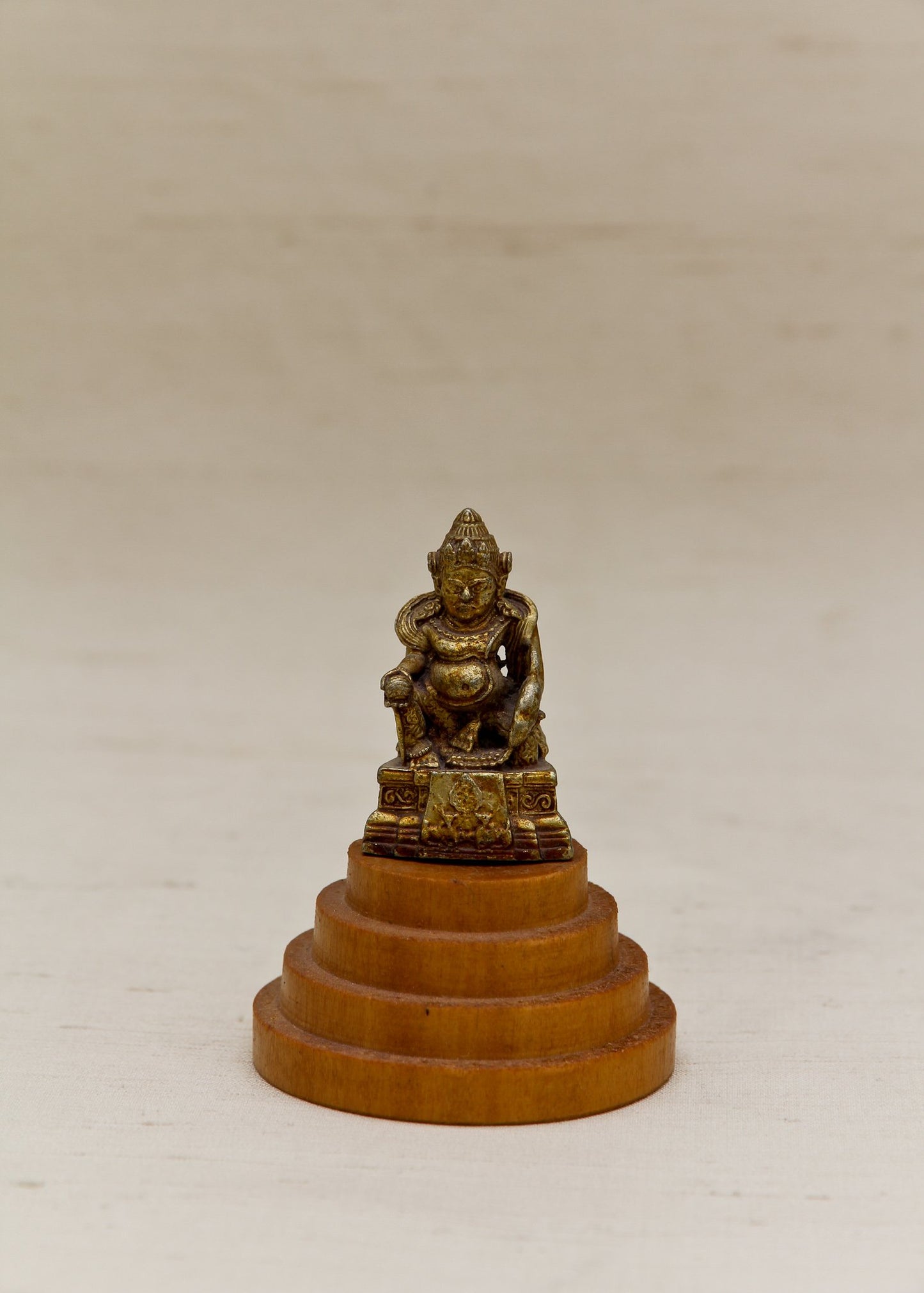 Miniatur-Gottheitsstatuen