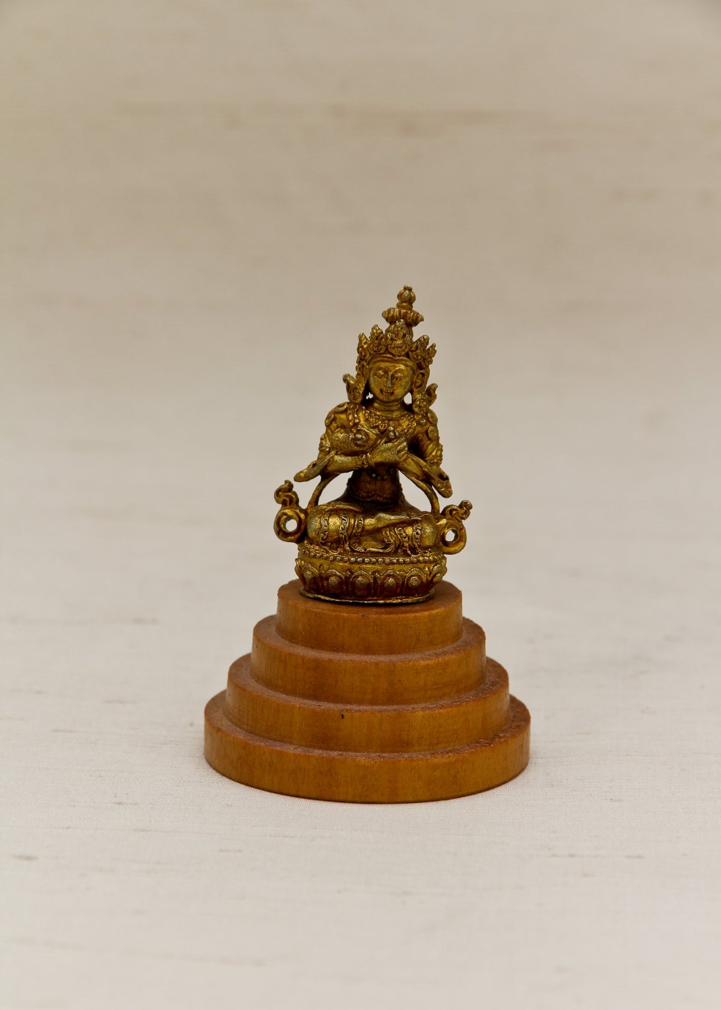 Miniatur-Gottheitsstatuen
