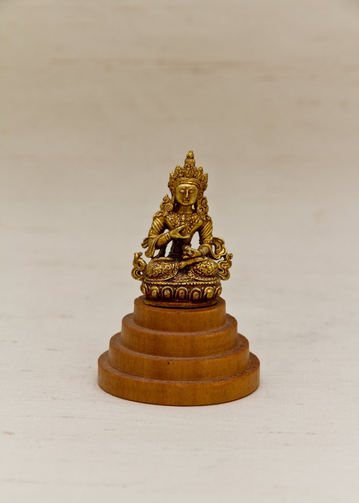Miniatur-Gottheitsstatuen