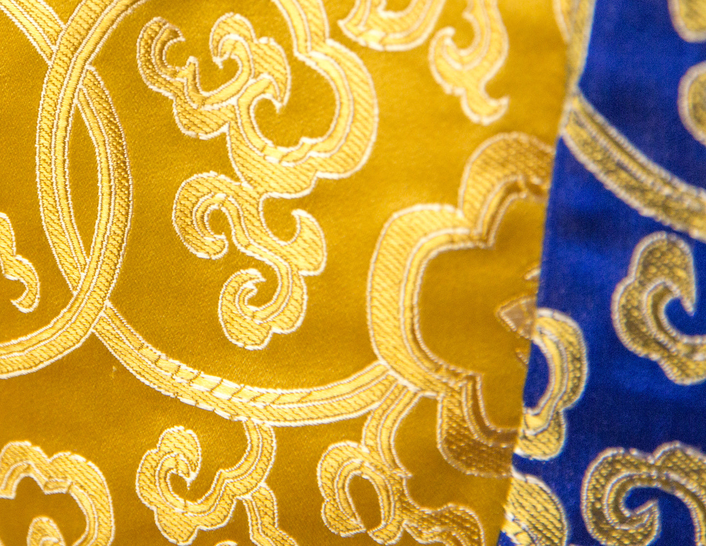 Standard-Brokattuch / Übungstischdecke – Blau und Gelb