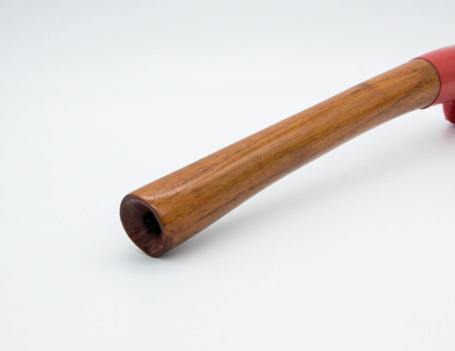 Holzkangling mit orangem Etui