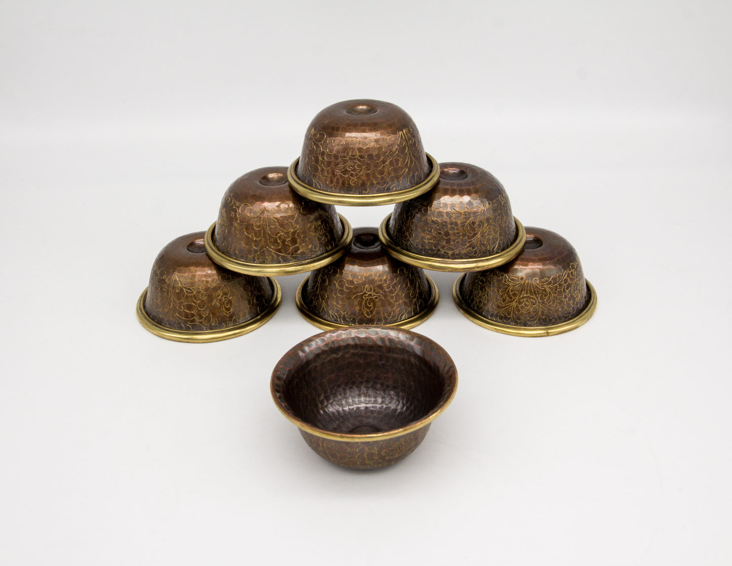 Graviertes Opferschalen-Set, oxidiertes Kupfer – 8 cm