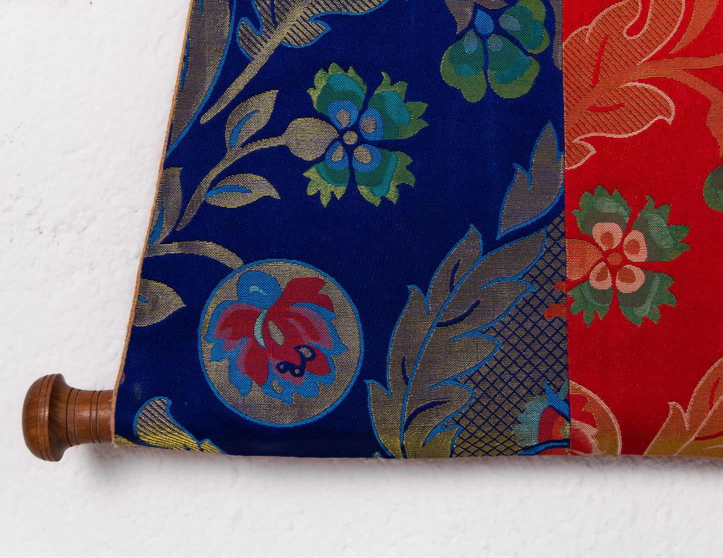 Vajrayogini Thangka II mit altem Brokat