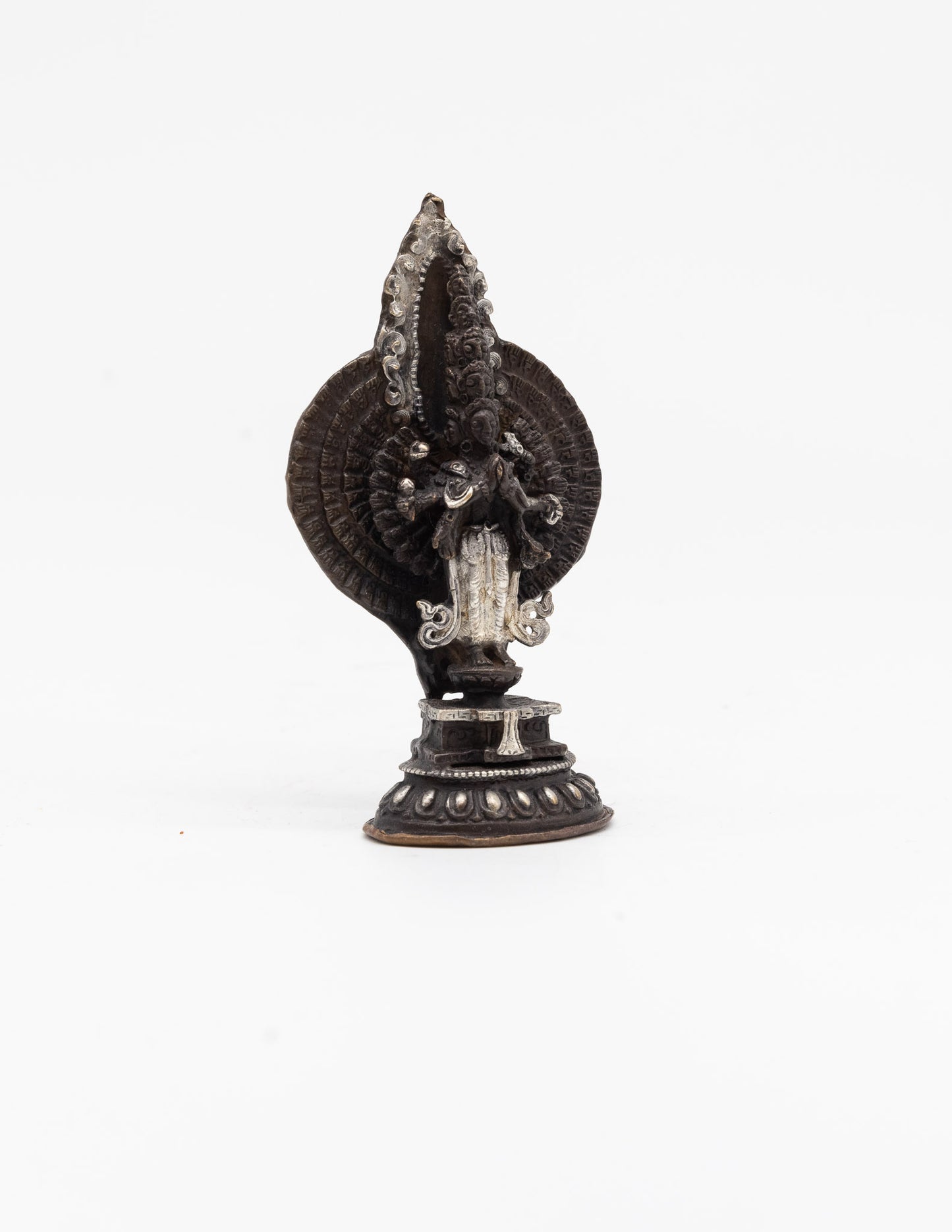 1000 Arme Chenrezig Statue III