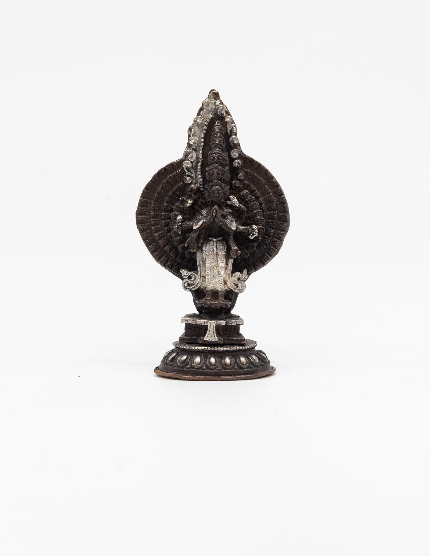 1000 Arme Chenrezig Statue III