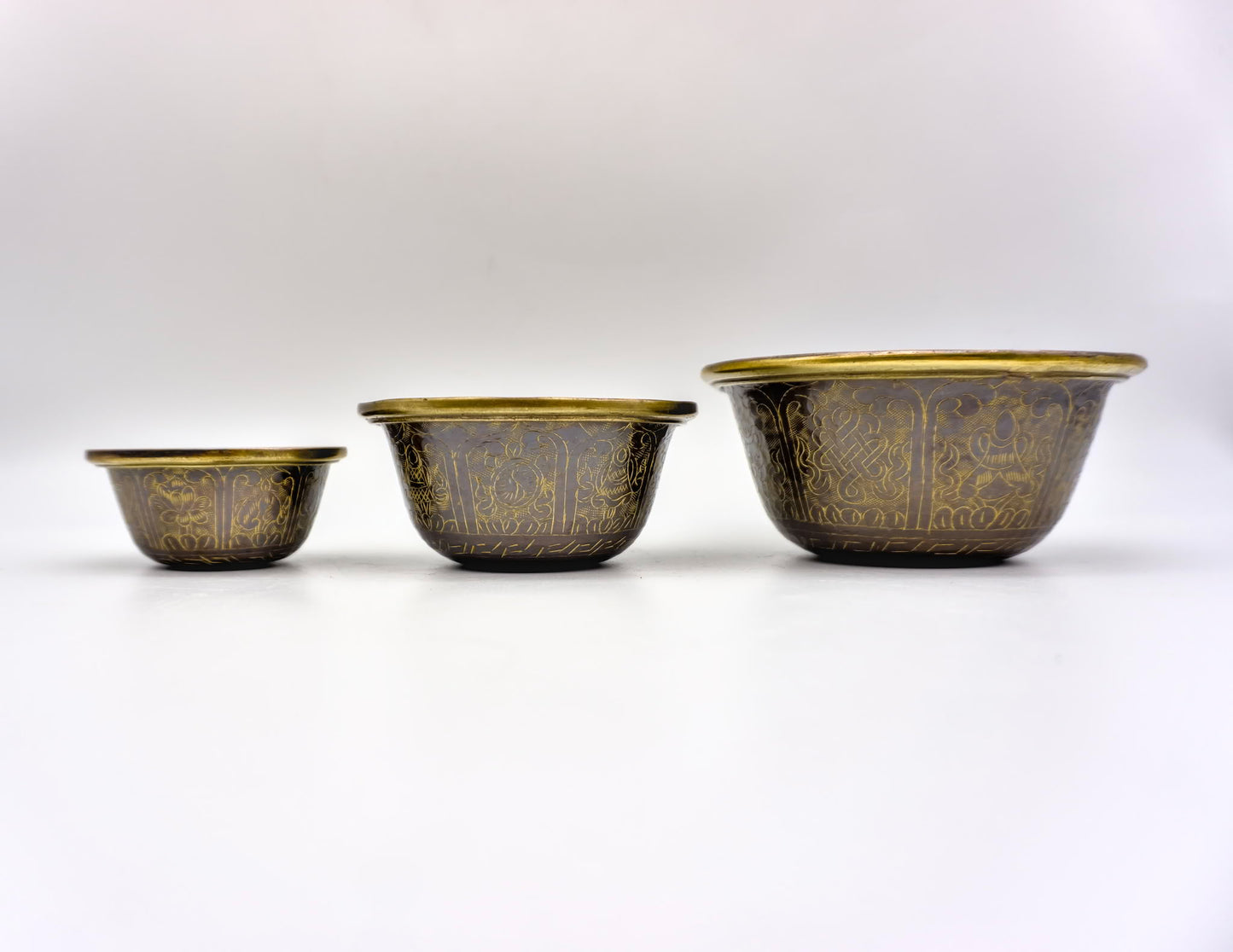 Graviertes Opferschalen-Set – oxidiertes Kupfer