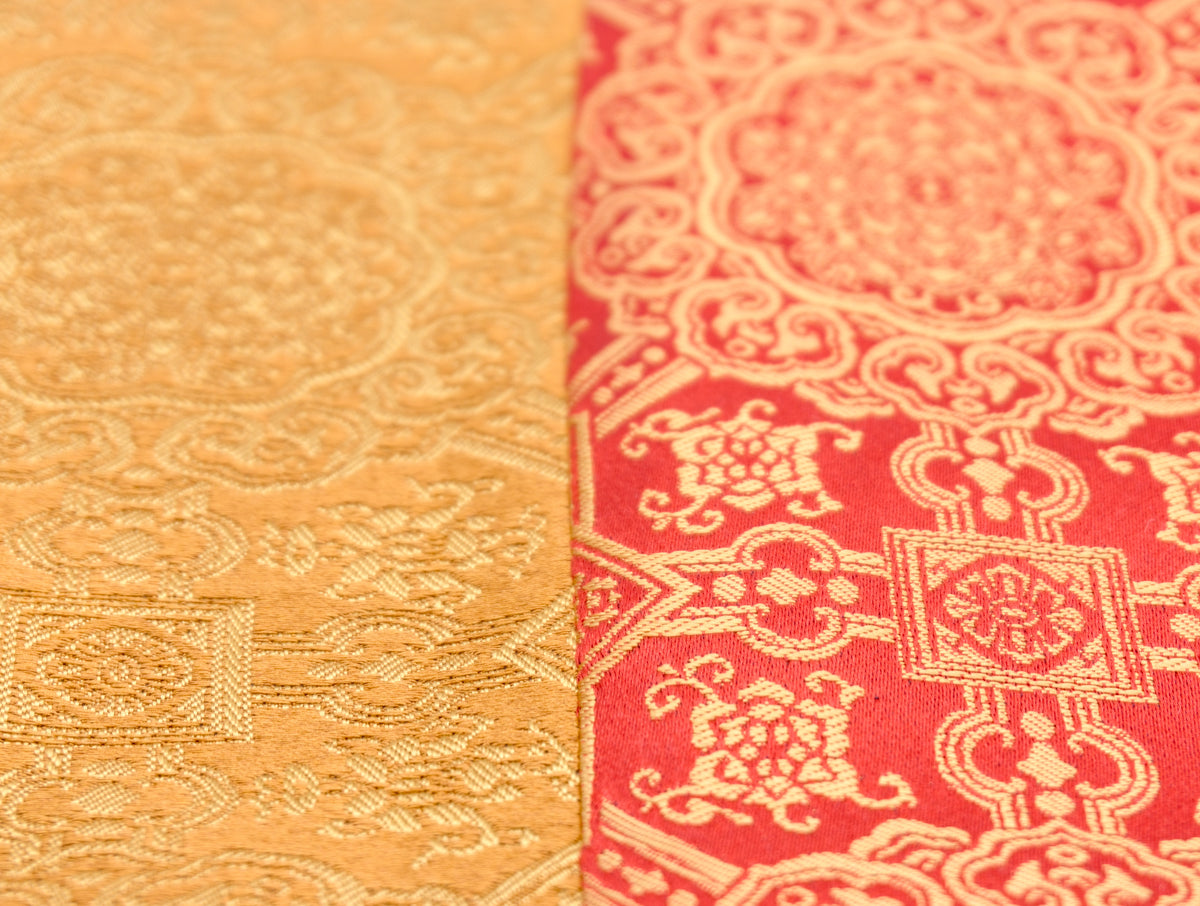 Runner Antique Pattern Brocade – Golden Center