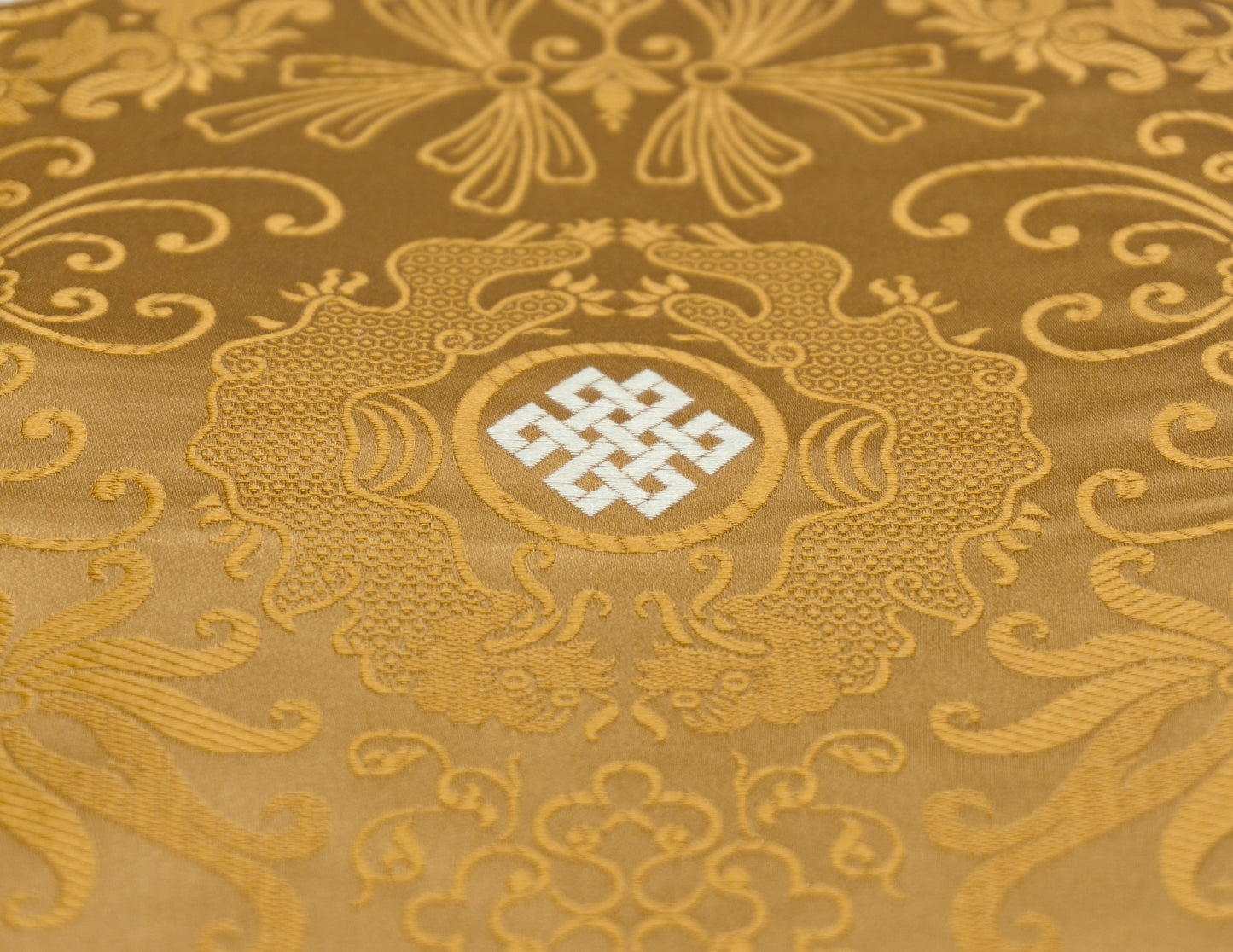 Quadratischer Brokat – Goldenes Mittelstück 90x90 cm