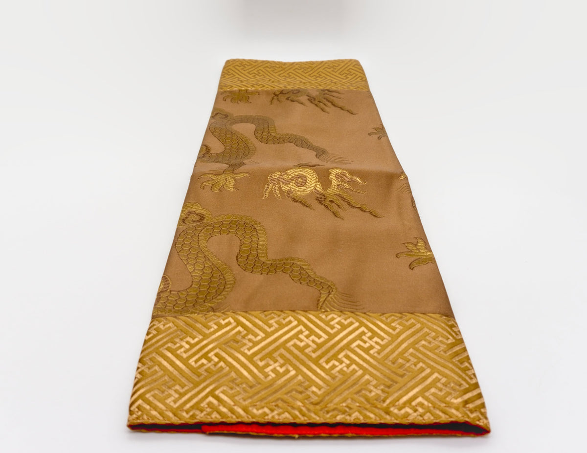 Quadratischer „Goldener Drache“- Brokat  – 47 x 47 cm