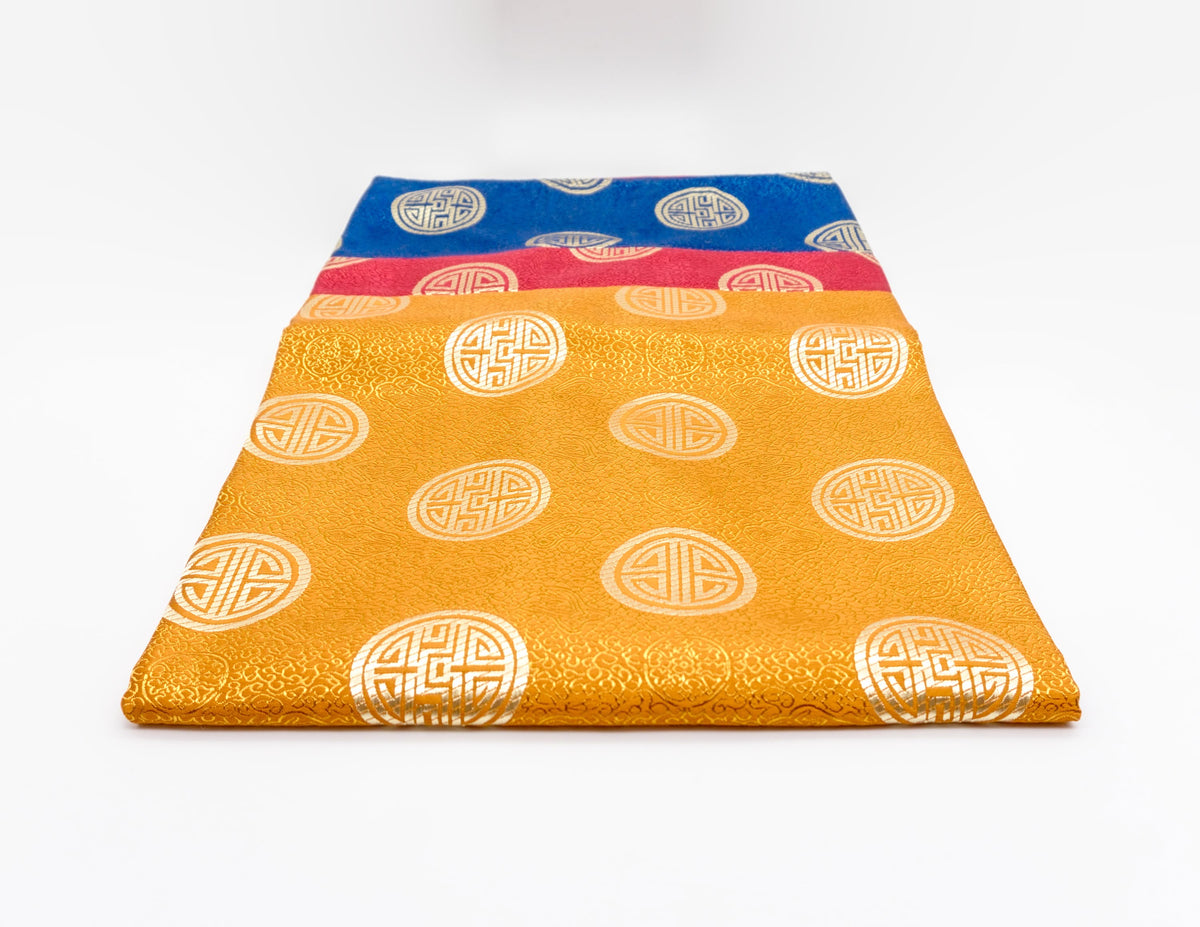 Square Brocade Cloth 80x80cm - 3 Colours, Yellow Center
