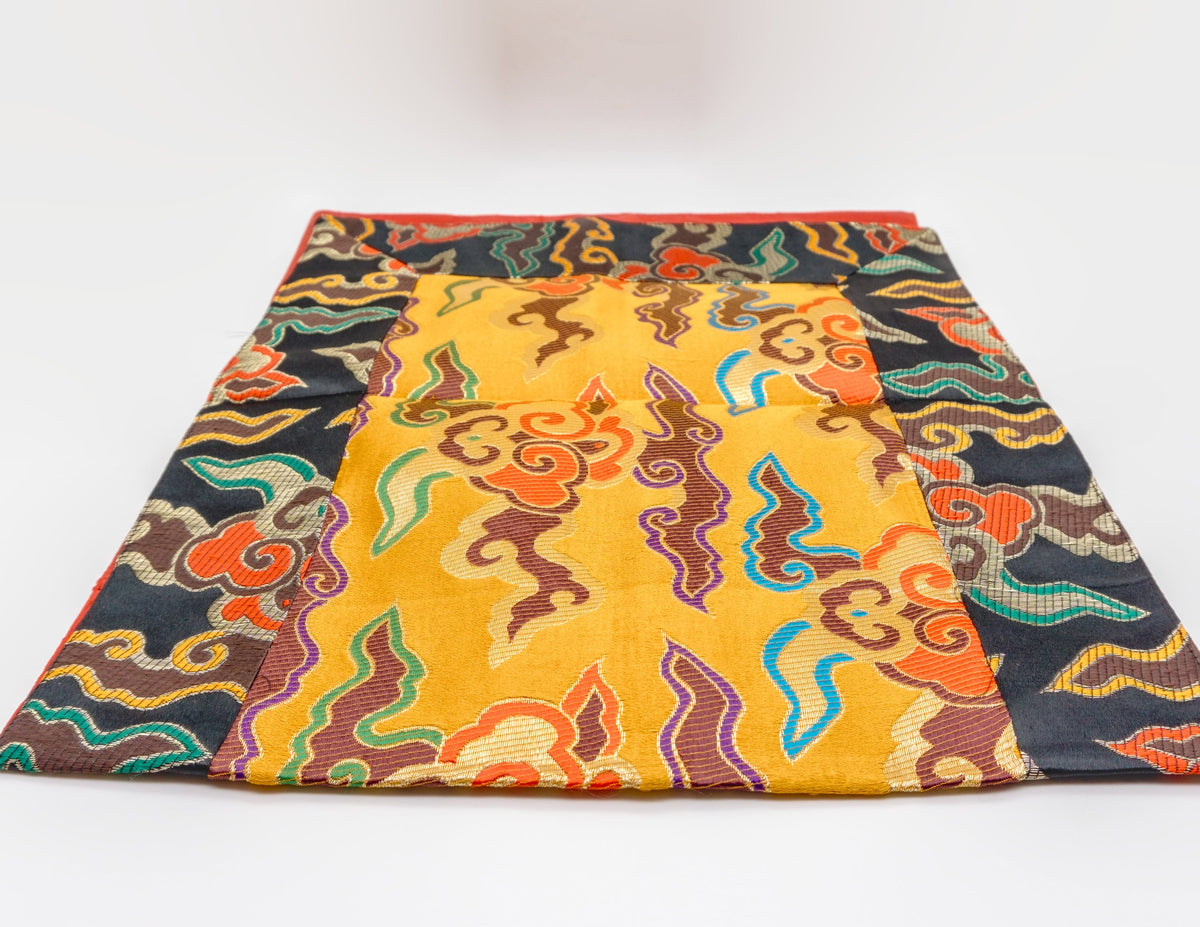 Rectangular Auspicious Cloud Pattern Brocade Cloth 87x38cm