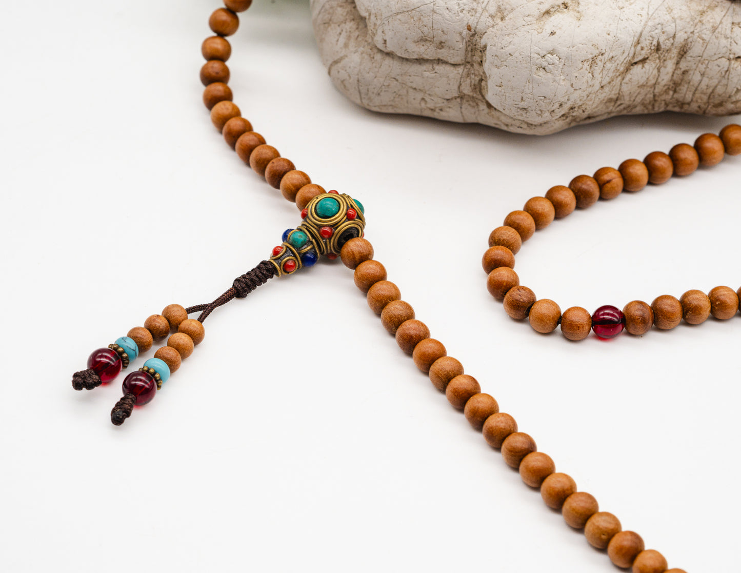 Sandalwood & Red Stones – 8mm