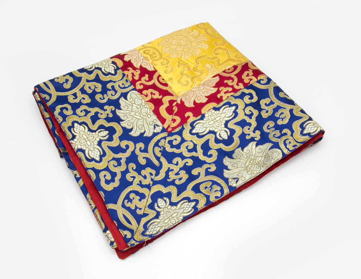 Square Classic Brocade - Yellow Center, 3 Colours