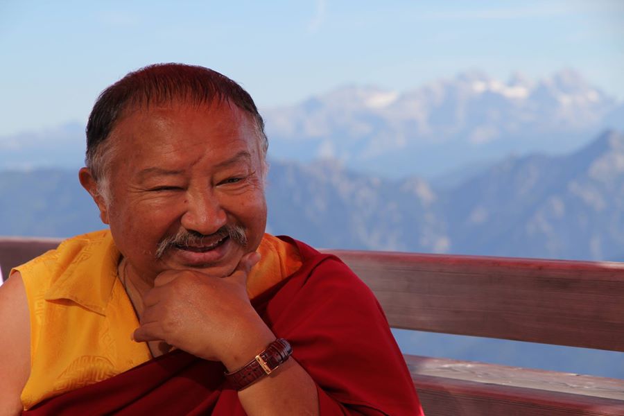 Gebet für die schnelle Wiedergeburt von Kyabje Tsikey Chokling Rinpoche