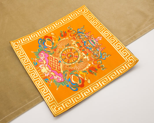 Tissu de brocart carré / Bell &amp; Dorje Mat - Roue du Dharma finement brodée
