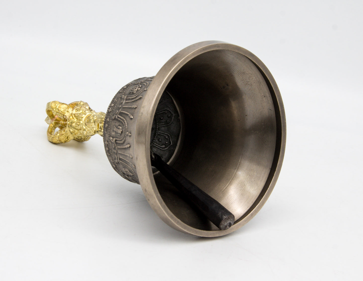 Hoch­qua­li­ta­tive Glocke & Dorje mit Goldkontrast III – Standard